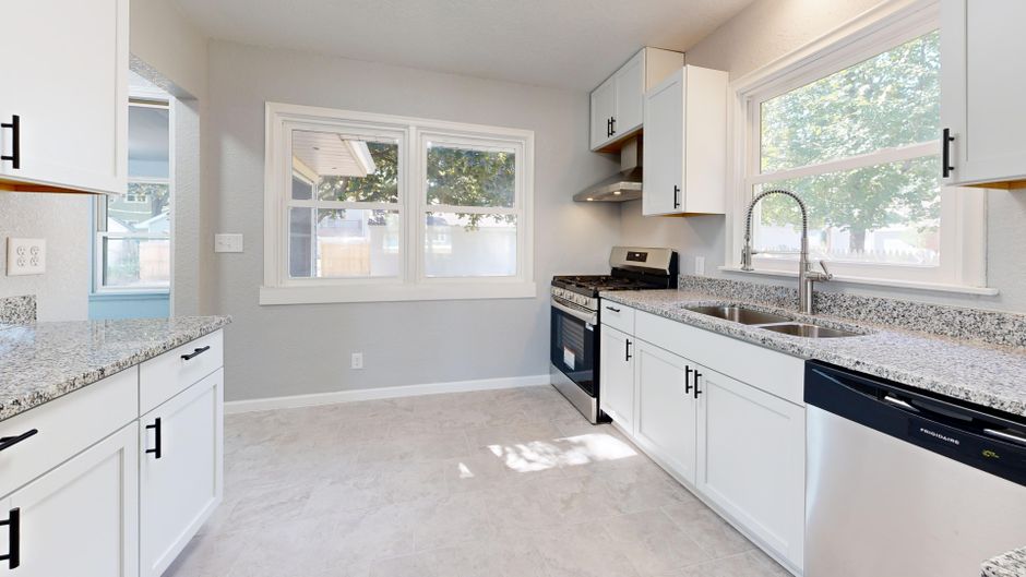 Beautifully remodeled kitchen space